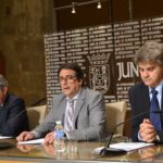 Extremadura paga 596 millones y pone su deuda sanitara “a cero”