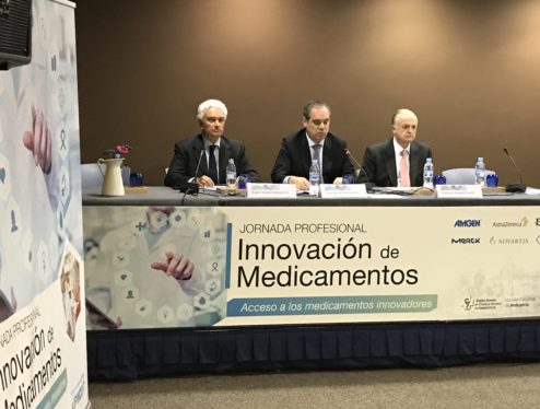 Mesa inaugural de la QI Jornada Profesional Innovación de Medicamentos organizada por el CGCOF