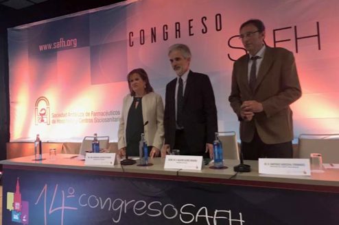 Inauguración del XIV Congreso de la Sociedad Andaluza de Farmacéuticos de Hospitales y Centros Sociosanitarios, que se celebra en Sevilla