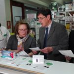 Villegas anima al uso del autotest del VIH con el apoyo de la farmacia