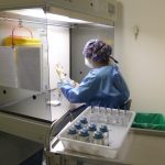 Un sistema para optimizar el tratamiento antibiótico en pacientes hospitalizados en sus domicilios