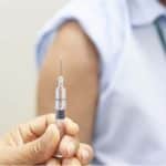La 8ª actualización de la Estrategia de Vacunación permite solapar grupos de edad