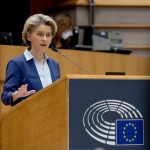 Von der Leyen reconoce “exceso de optimismo” en el plan de vacunas y el Parlamento le exige transparencia