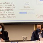 Cataluña permite que los ciudadanos notifiquen en farmacias los casos positivos de Covid
