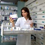 La farmacia, la mejor barrera contra los medicamentos falsificados