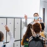 Salud Pública elimina la obligatoriedad de la ventilación permanente en las aulas