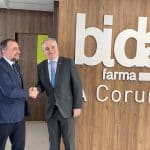 García Comesaña visita las instalaciones de Bidafarma en La Coruña