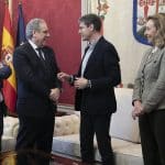 Gobierno de La Rioja y CGCOF analizan vías de colaboración para desarrollar la farmacia