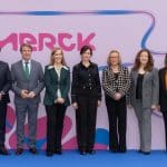 Díaz Ayuso resalta la importancia de la planta de Merck en Madrid para “la vida”