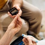 Diseñan moléculas de ADN para facilitar el monitoreo de la farmacoterapia desde el domicilio