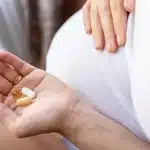 La EMA descarta hacer cambios en el uso indicado de paracetamol durante el embarazo