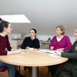 Pamplona y Cofna renuevan colaboración en la promoción de la salud en vulnerables