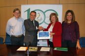 Imagen de la firma del convenio entre el COF de Jaén y el Departamento de Salud de Andalucía.