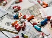 RECURSO economia de la salud dinero pastillas