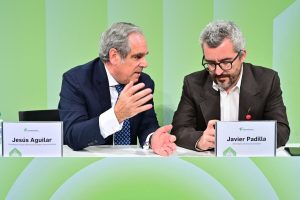 Jesús Aguilar, presidente del CGCOF y Javier Padilla, secretario de Estado de Sanidad.