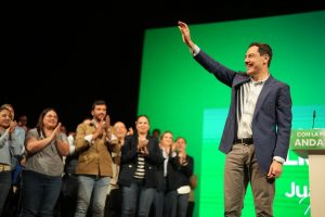 El líder del PP andaluz, Juanma Moreno, durante un reciente encuentro celebrado en Almería