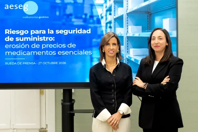 Elena Casaus y María Álvarez