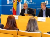 El consejero Gómez Caamaño y el gerente del Sergas gerente del Sergas, José Ramón Parada, explicaron los acuerdos de gestión del órgano público.