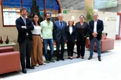 Participantes en el Encuentro de Expertos sobre acuerdos innovadores de financiación desarrollado en Vitoria.