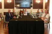 Participantes en el Encuentro de Expertos ‘¿Qué entendemos por valor social en la evaluación de medicamentos?’