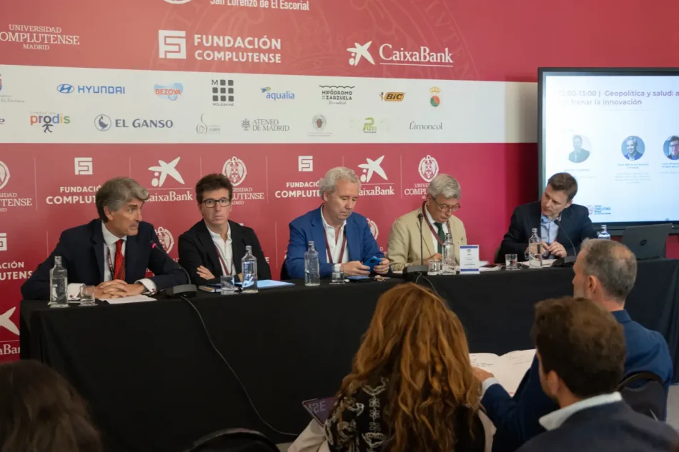 20260713 El Escorial UCM mesa 1 719A2309
