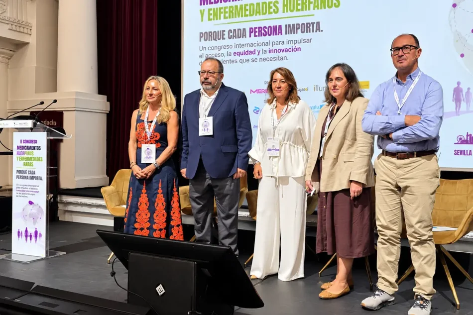Beatriz Perales, César Hernández García, Esther Sabando Rodríguez, Gloria Palomo Carrasco y Jaime Espín Balbino.