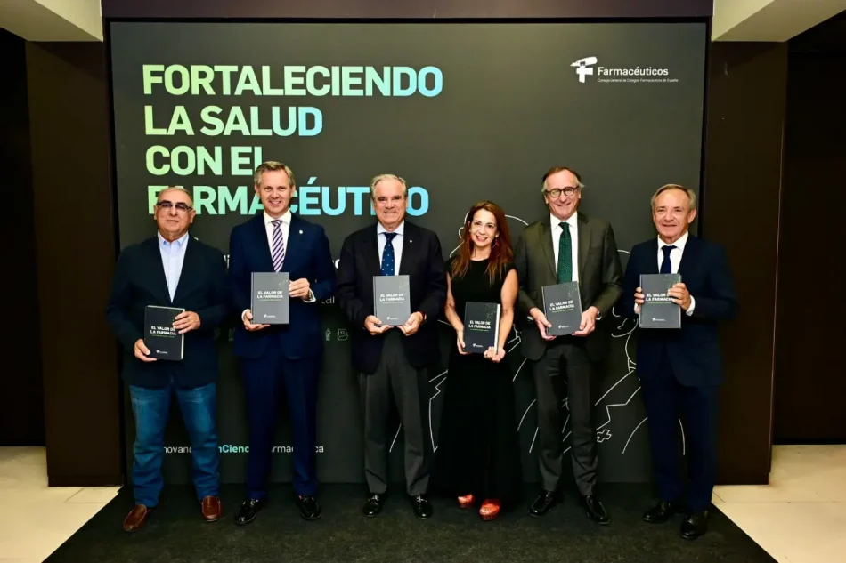 Los ex ministros y ex secretarios generales y de Estado de Sanidad que han participado en el acto del CGCOF