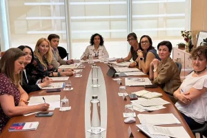 260618_SSOCIALES_Foto_EALBALAT_Enfermedades_raras_comisión_mixta