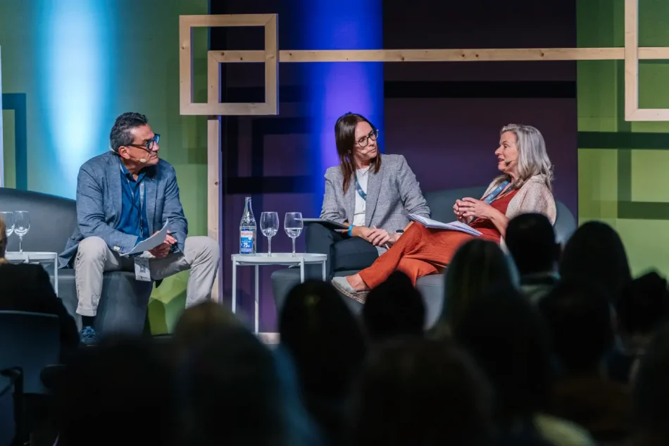 José Luis Poveda, Elena Gras y Eloína Núñez