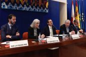 Mesa inaugural del XIV Congreso de FEFE, que se celebra en Gijón entre el 17 y 18 de mayo