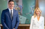 Pedro Sánchez y Yolanda Díaz, durante su reunión en el Congreso.