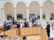 Intervención del presidente riojano ante el Parlamento regional.