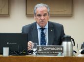 El presidente del CGCOF, Jesús Aguilar, durante su intervención en la subcomisión,