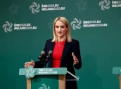 Catherine Connolly, presidenta del Gobierno Irlandés.