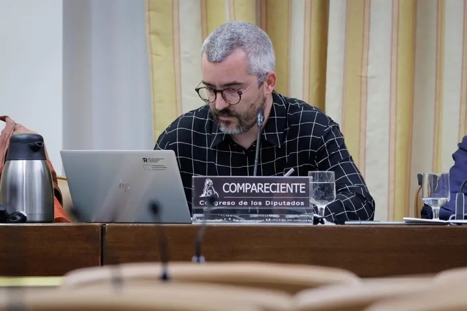 Javier Padilla durante su intervención en el Comisión.