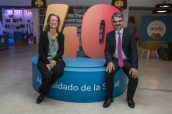 Elena Zabala y Jaume Pey, en el acto de Anefp para hacer repaso del año para el sector del autocuidado y abrir la conmemoración del 40º aniversario.