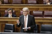 Alfonso Dastis, ministro de Exteriores, durante la sesión de control al Gobierno