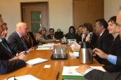 Imagen de un encuentro del secretario general de Sanidad, Faustino Blanco, con el director general de la OMS, Tedros Adhanom.