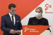 Ana Martínez Vidal, coordinadora autonómica de Ciudadanos en la Región de Murcia y consejera de Empresa y Portavoz del Gobierno regional y Mario Gómez Figal, responsable de Cs en el Ayuntamiento de Murcia.