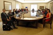 Reunión del primer Consejo de Ministros de Pedro Sánchez