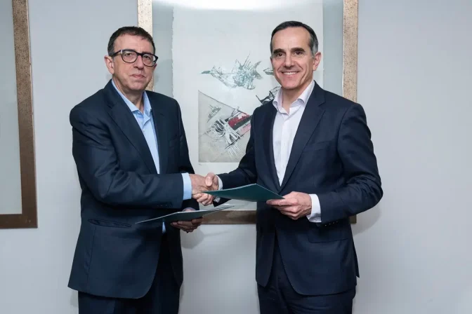 Vicente de Juan, presidente de REGIC, y Juan Yermo, director general de Farmaindustria.