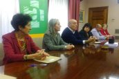 Firma de los convenios del COF de Alicante con las asociaciones de Parkinson de Novelda, Elche y Alicante.