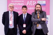 Francisco Álvarez coordinador del CAV-AEP; Luis Blesa presidente de la AEP; Adolfo García Sastre