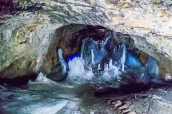 Cueva de Hielo de Scărișoara