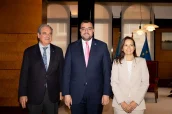 Foto 24CNF Presidente Asturias Recibe Farmacéuticos 2