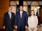 Foto 24CNF Presidente Asturias Recibe Farmacéuticos 2