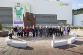 Foto de familia Inauguración Nave Neo Cinfa