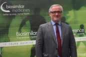 Jacek Glinka, presidente de Medicines for Europe, pide que se le garantice una cuota al biosimilar.