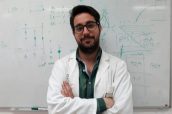 Manuel David Gil, residente del Servicio de Farmacia del Hospital Universitario de Puerto Real, en Cádiz.