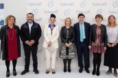 Participantes en la inauguración de las nuevas instalaciones.